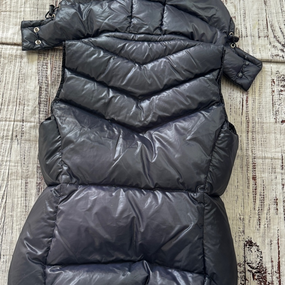J. Crew navy hooded down puffer vest -size Small - Picture 7 of 9